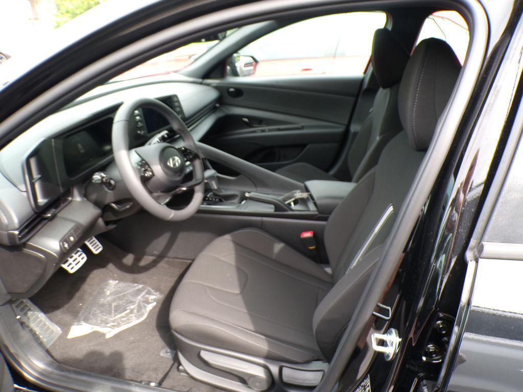 new 2025 Hyundai Elantra car, priced at $23,087