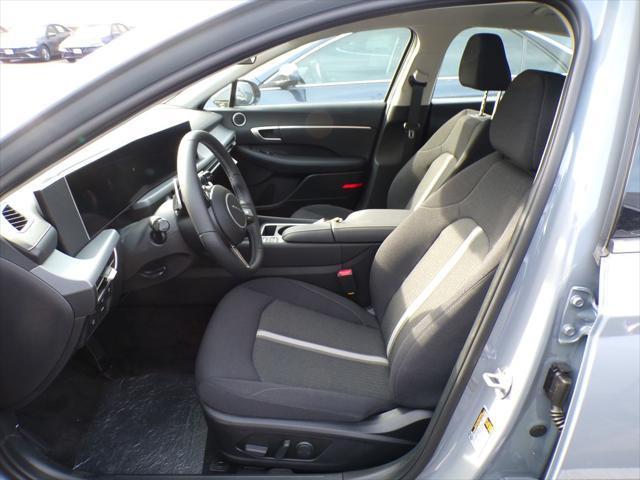 new 2025 Hyundai Sonata Hybrid car, priced at $30,914