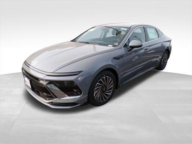 new 2025 Hyundai Sonata Hybrid car, priced at $30,914