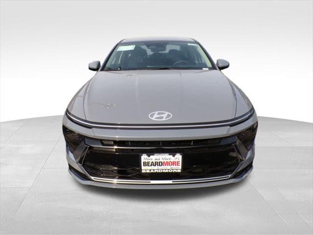 new 2025 Hyundai Sonata Hybrid car, priced at $30,914
