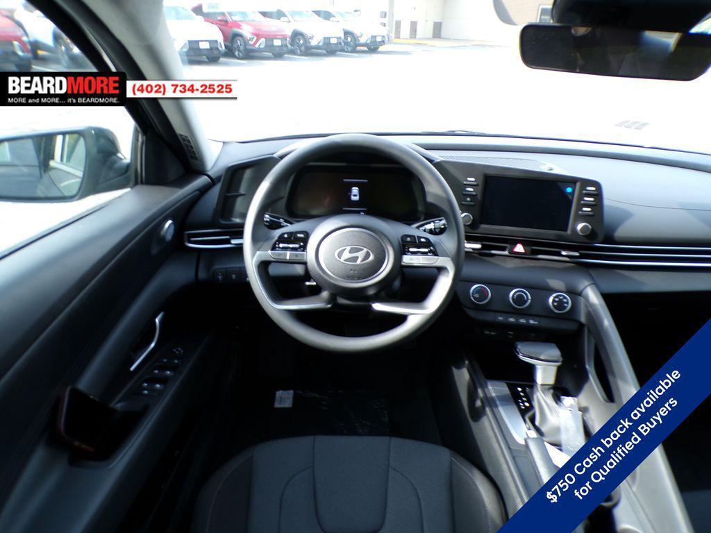 new 2025 Hyundai Elantra car, priced at $21,819