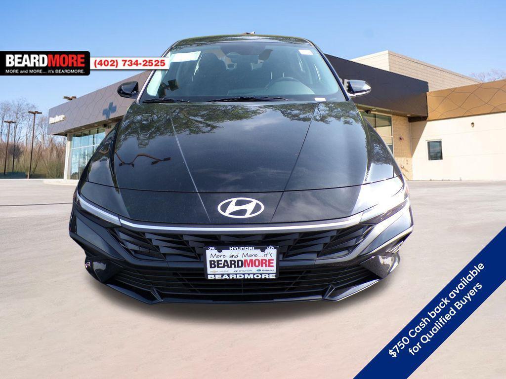 new 2025 Hyundai Elantra car, priced at $21,819