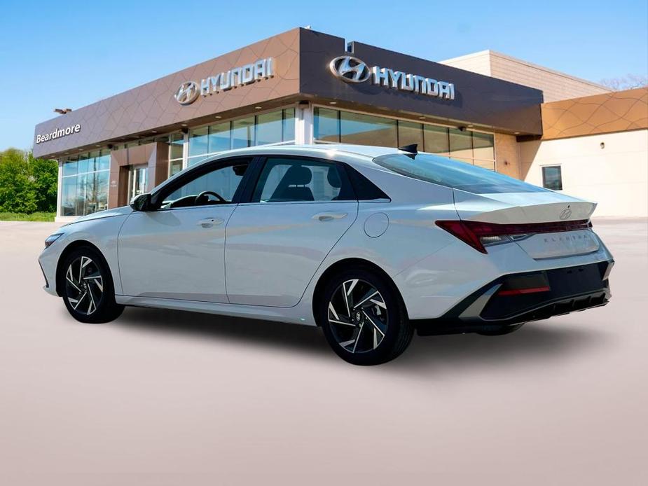 new 2024 Hyundai Elantra car, priced at $25,683