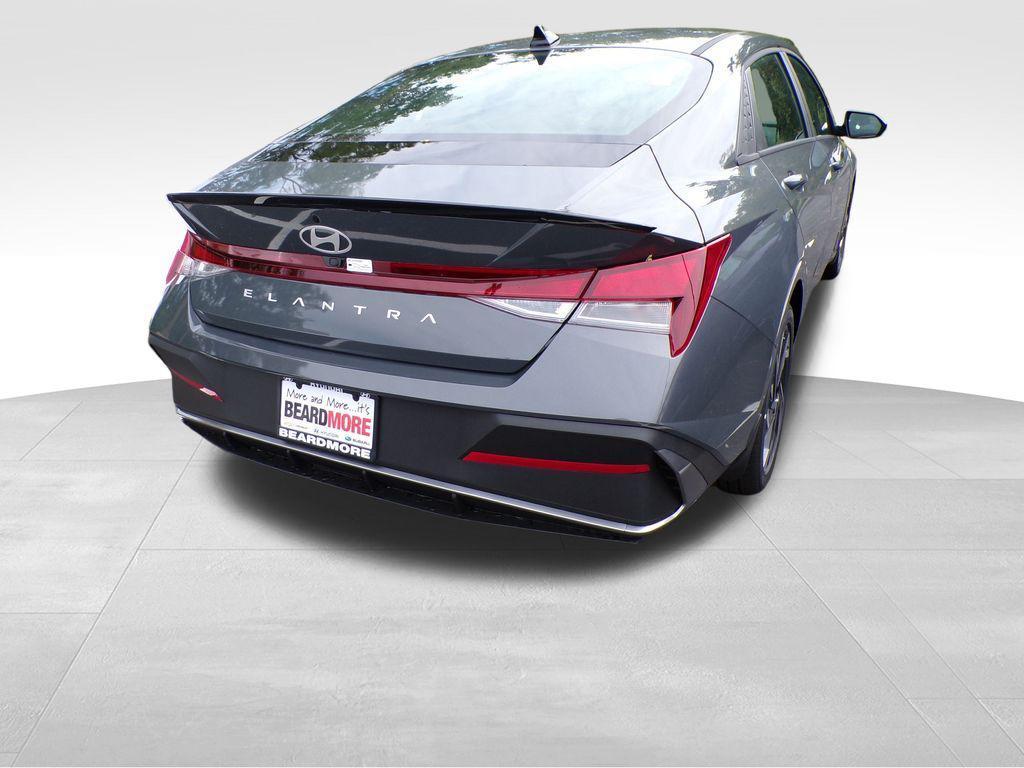 new 2025 Hyundai Elantra car, priced at $23,061