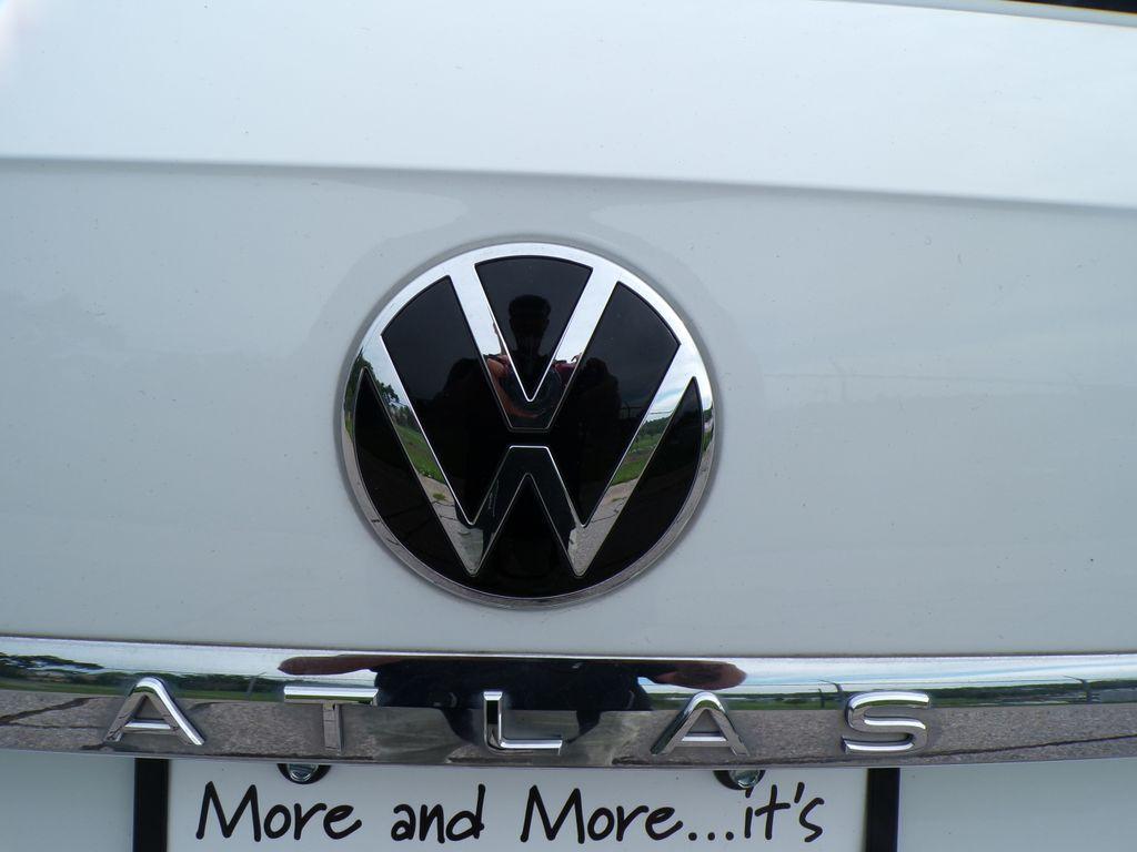 used 2021 Volkswagen Atlas Cross Sport car, priced at $24,523