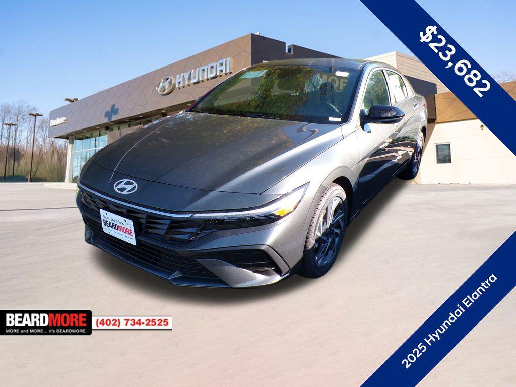 new 2025 Hyundai Elantra car, priced at $23,682