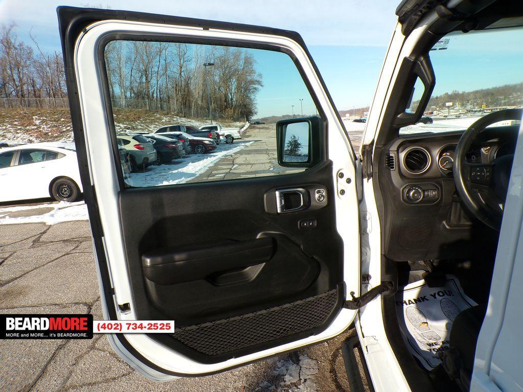 used 2019 Jeep Wrangler Unlimited car, priced at $26,599