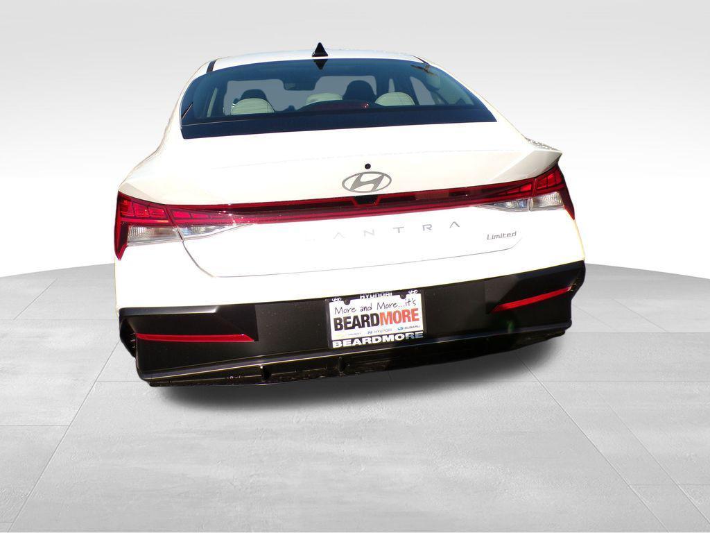 new 2025 Hyundai Elantra car, priced at $26,984