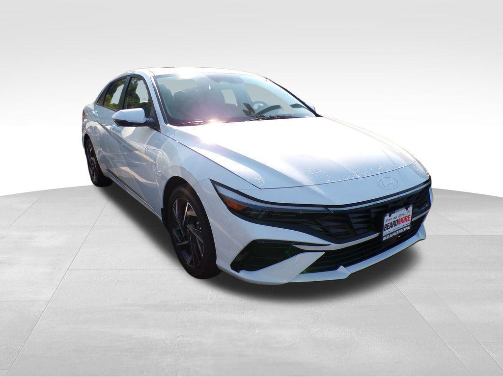 new 2025 Hyundai Elantra car, priced at $26,984