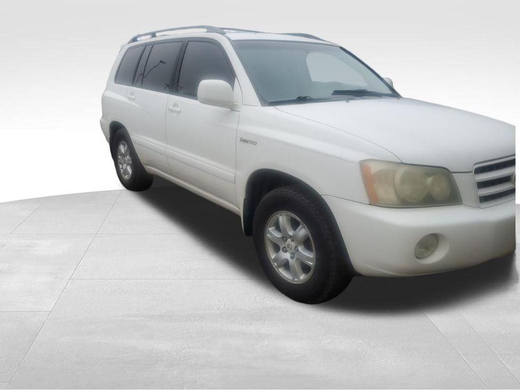 used 2003 Toyota Highlander car, priced at $6,977