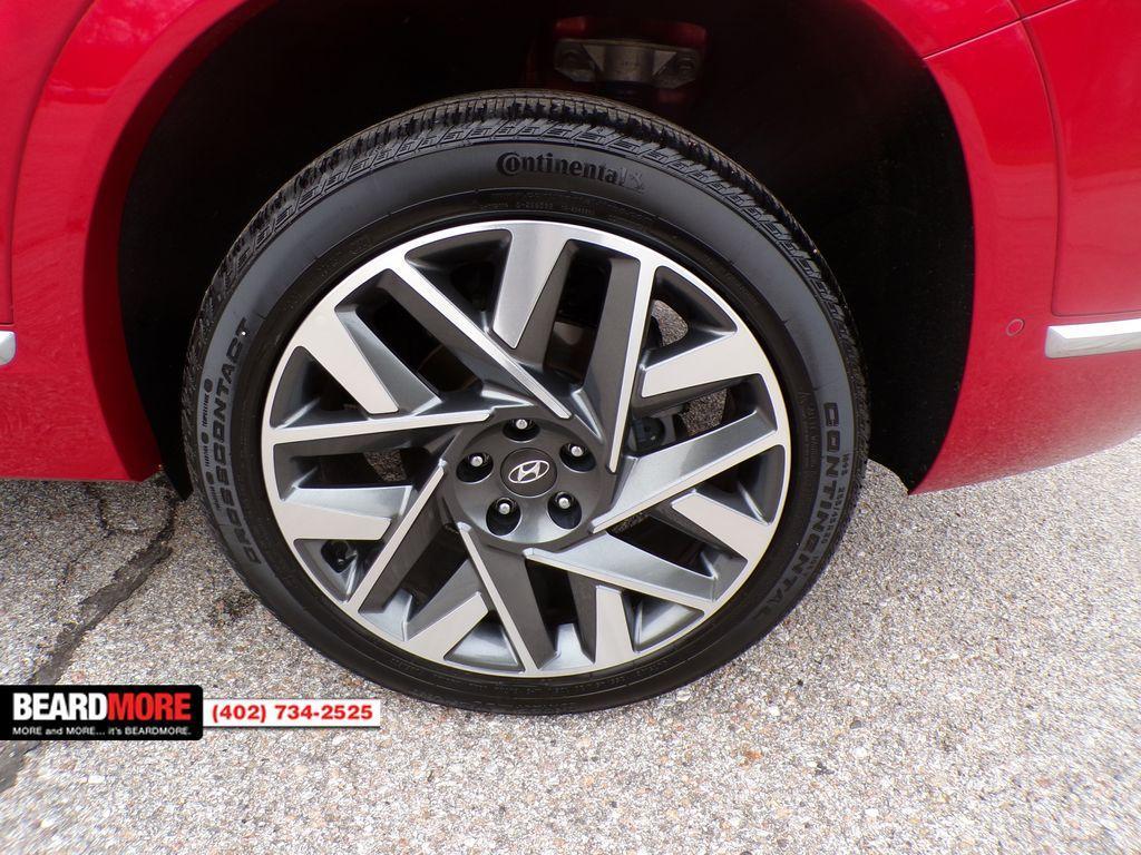 used 2022 Hyundai Santa Fe car, priced at $29,165