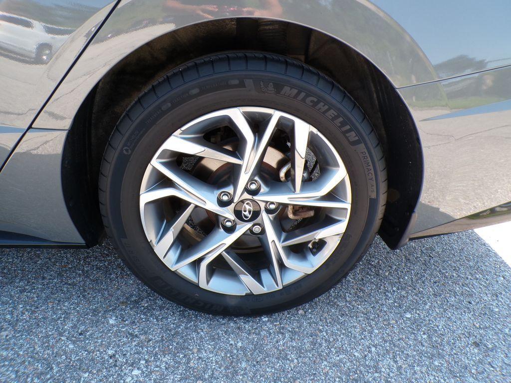 used 2022 Hyundai Sonata car, priced at $22,877
