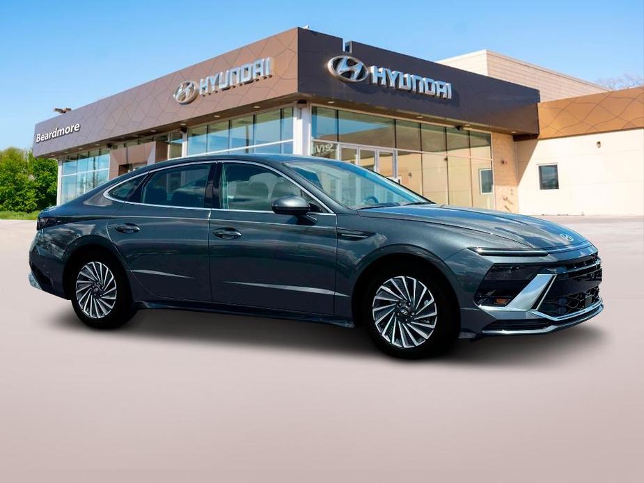 new 2025 Hyundai Sonata Hybrid car, priced at $31,884