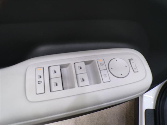 new 2025 Hyundai Santa Fe car, priced at $37,593