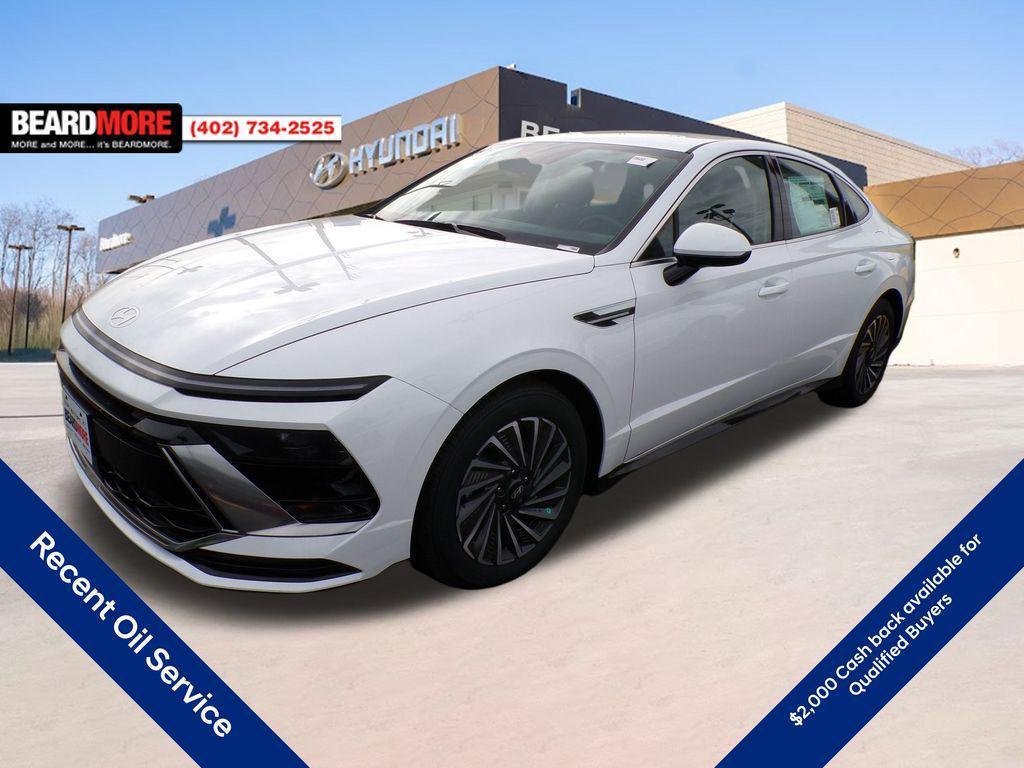 new 2025 Hyundai Sonata Hybrid car, priced at $29,212