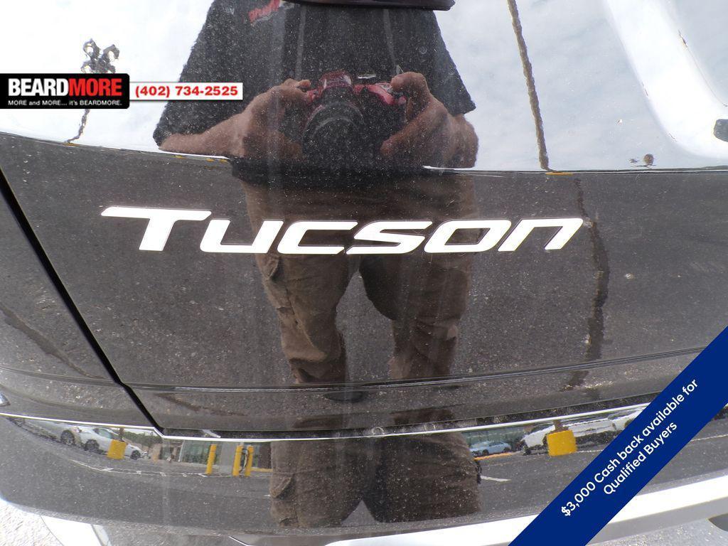 new 2025 Hyundai TUCSON Hybrid car, priced at $35,711