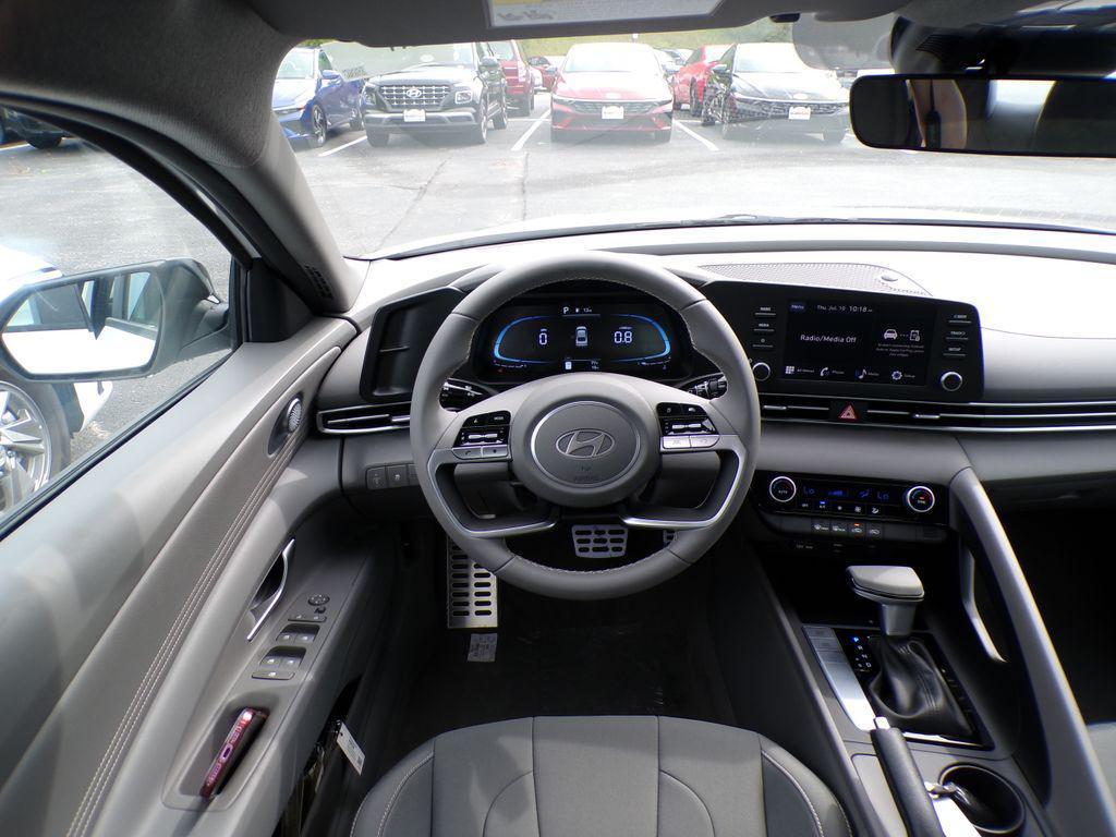 new 2025 Hyundai Elantra car, priced at $23,567