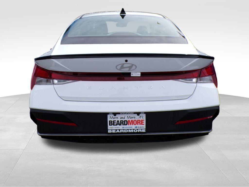 new 2025 Hyundai Elantra car, priced at $23,567