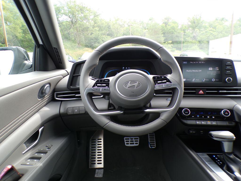 new 2025 Hyundai Elantra car, priced at $23,567