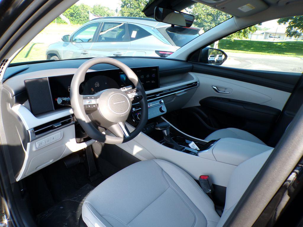 new 2025 Hyundai Tucson car, priced at $31,534