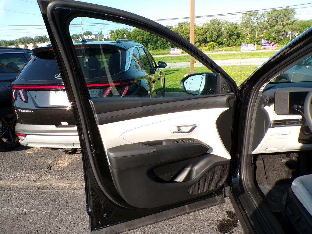 new 2025 Hyundai Tucson car, priced at $31,534