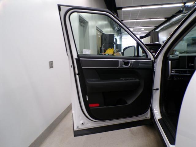 new 2025 Hyundai Santa Fe car, priced at $35,149