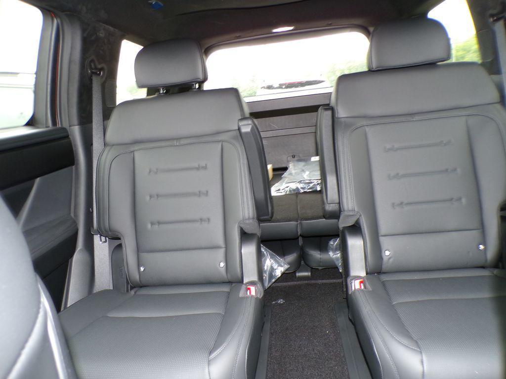 new 2025 Hyundai SANTA FE HEV car, priced at $46,973