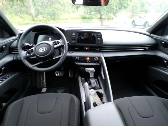 new 2025 Hyundai Elantra car, priced at $23,139