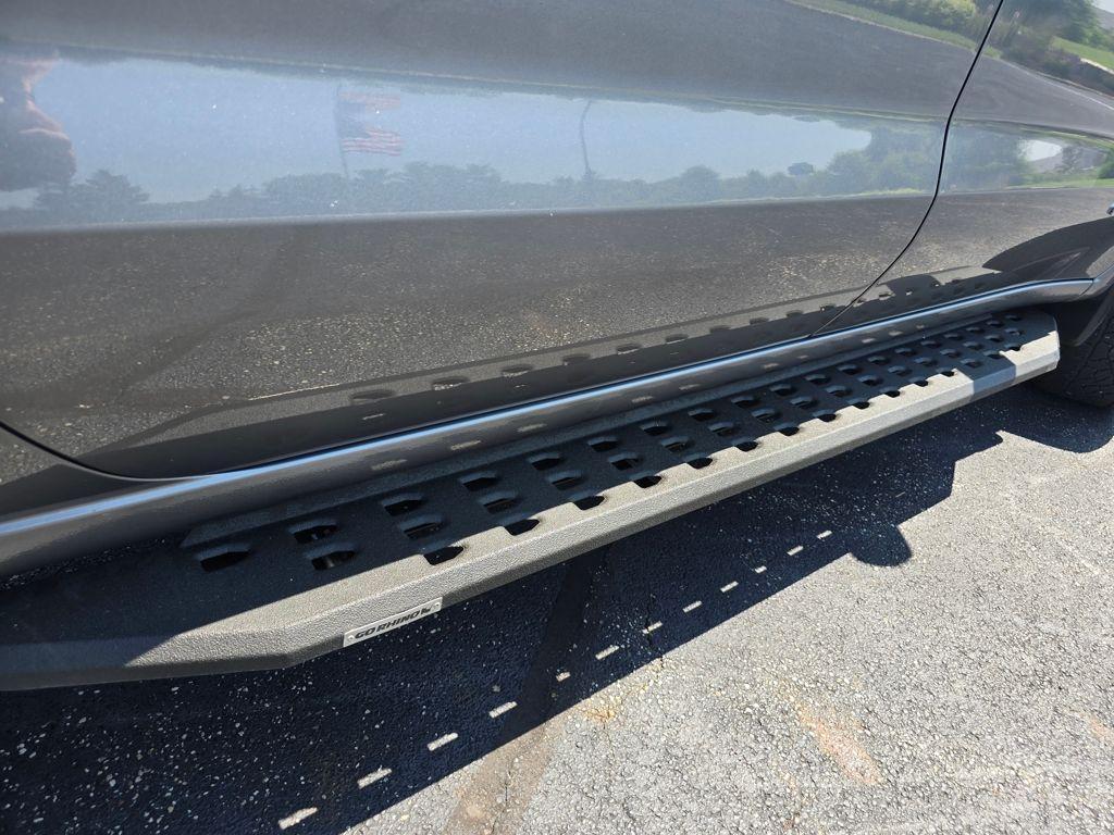 used 2021 GMC Sierra 1500 car, priced at $38,341