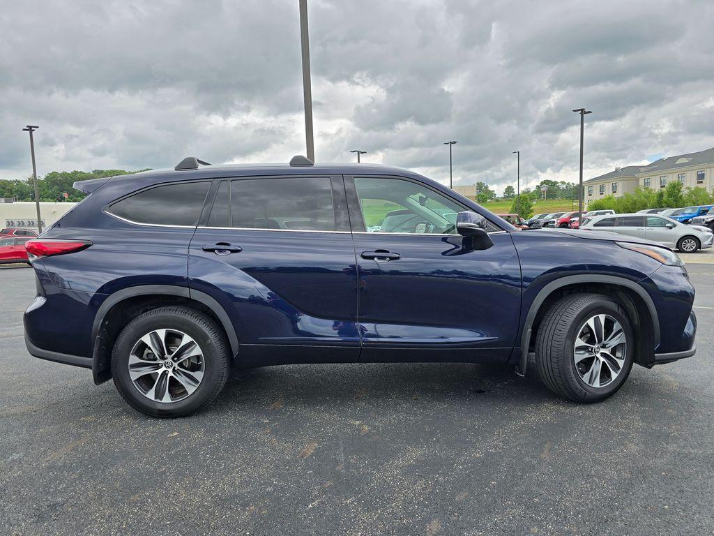 used 2022 Toyota Highlander car, priced at $35,675