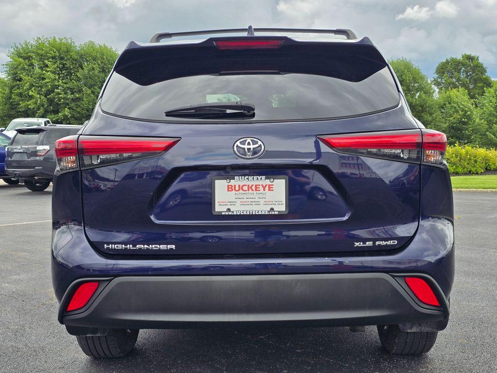 used 2022 Toyota Highlander car, priced at $35,675