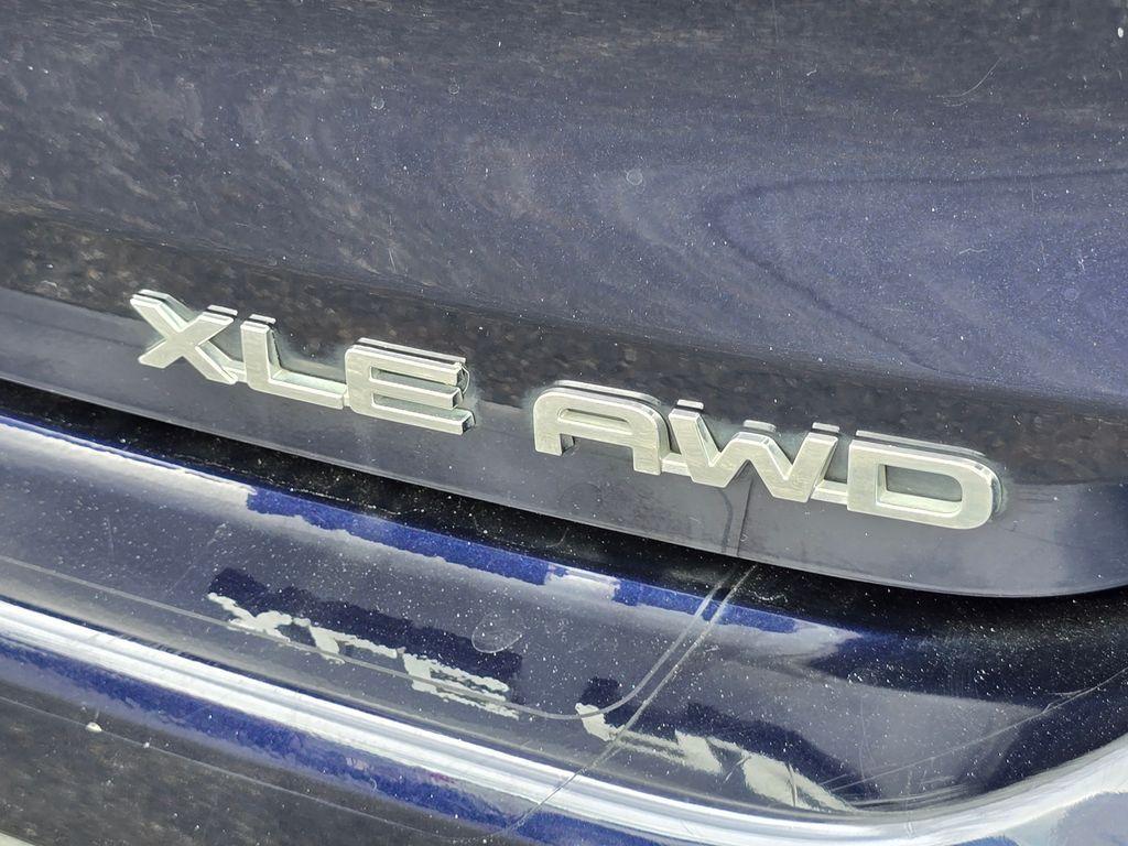 used 2022 Toyota Highlander car, priced at $35,675