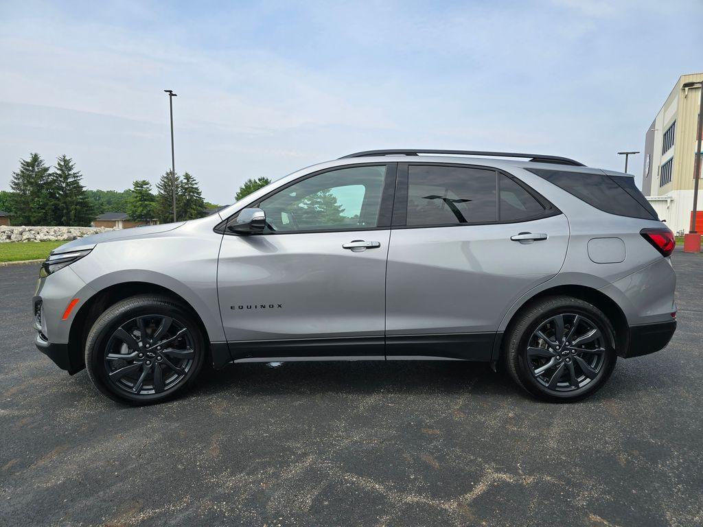 used 2024 Chevrolet Equinox car, priced at $29,999