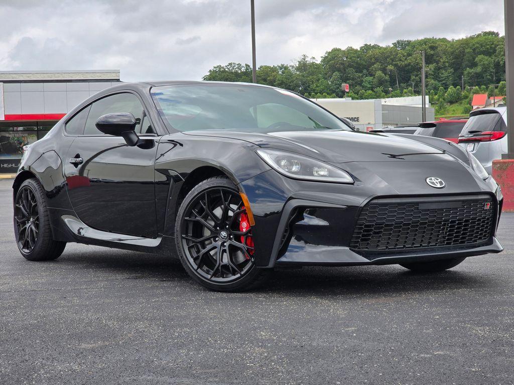 used 2025 Toyota GR86 car, priced at $33,919