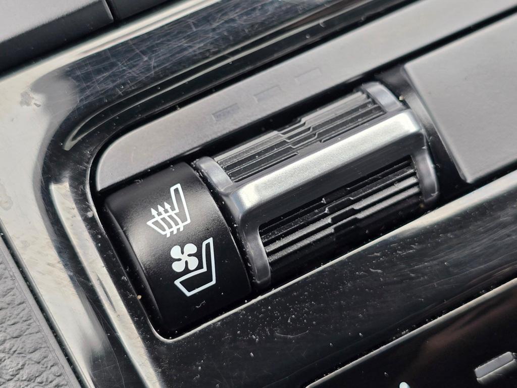 used 2021 Kia K5 car, priced at $25,999