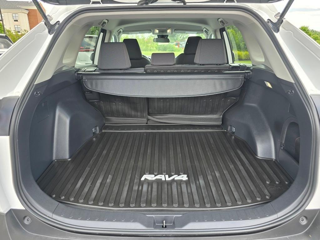 used 2022 Toyota RAV4 Hybrid car, priced at $28,272