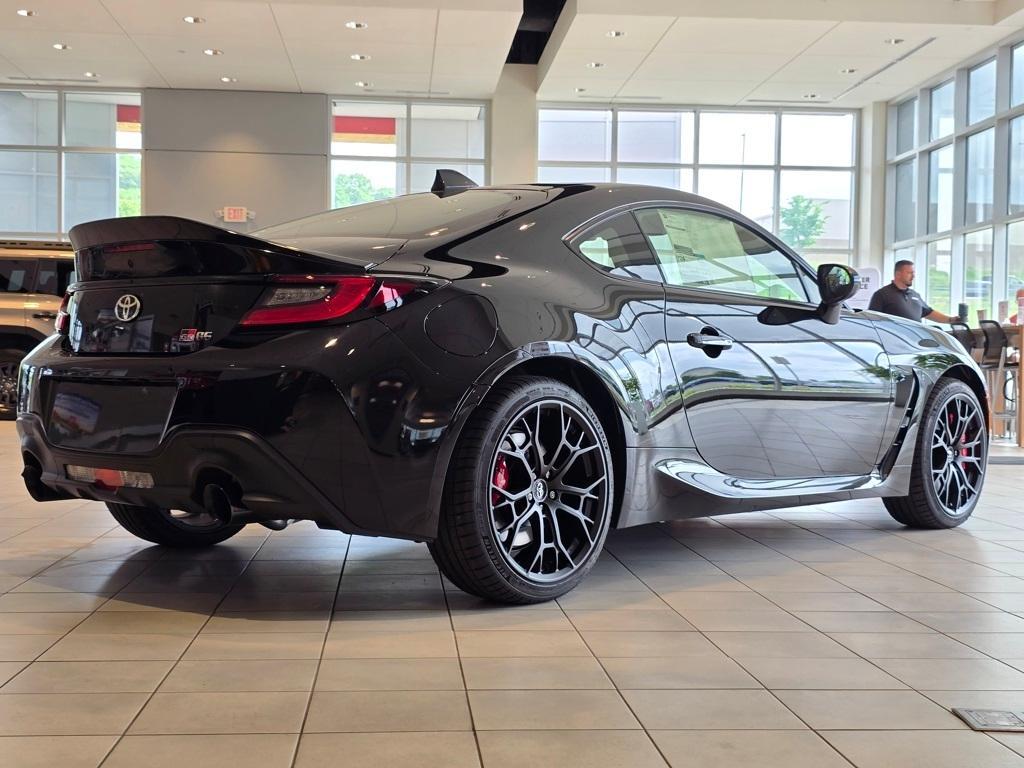 new 2025 Toyota GR86 car, priced at $40,620