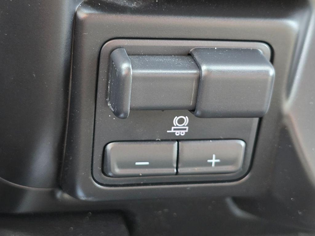 used 2021 Chevrolet Silverado 1500 car, priced at $38,998