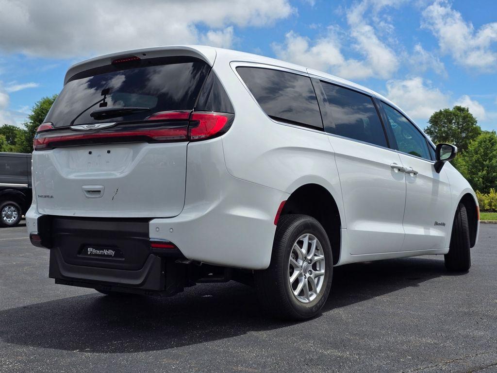 used 2023 Chrysler Pacifica car, priced at $51,995