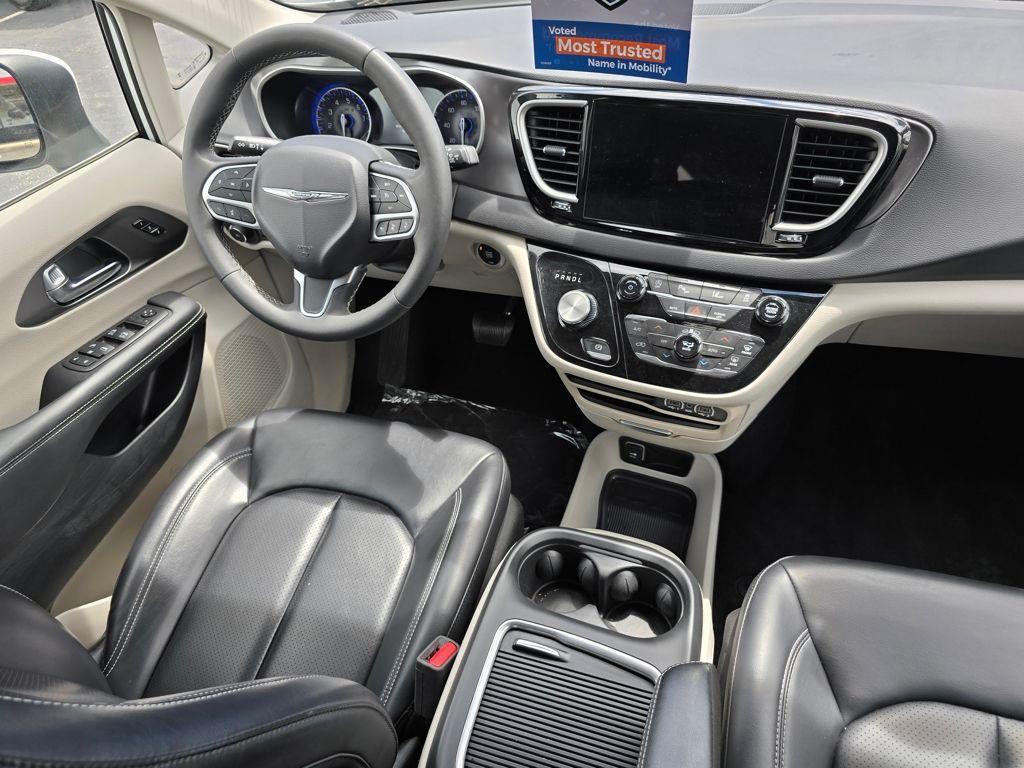 used 2023 Chrysler Pacifica car, priced at $51,995