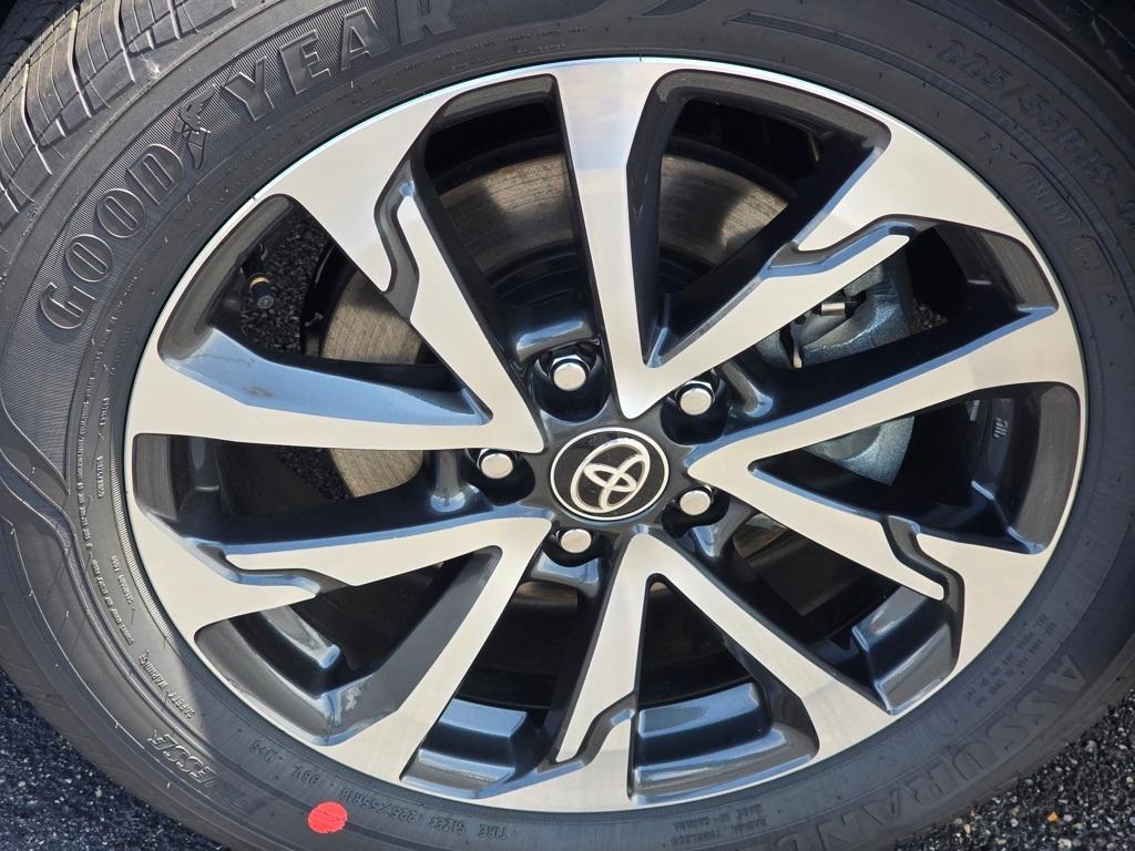 new 2025 Toyota Corolla Cross car, priced at $34,236