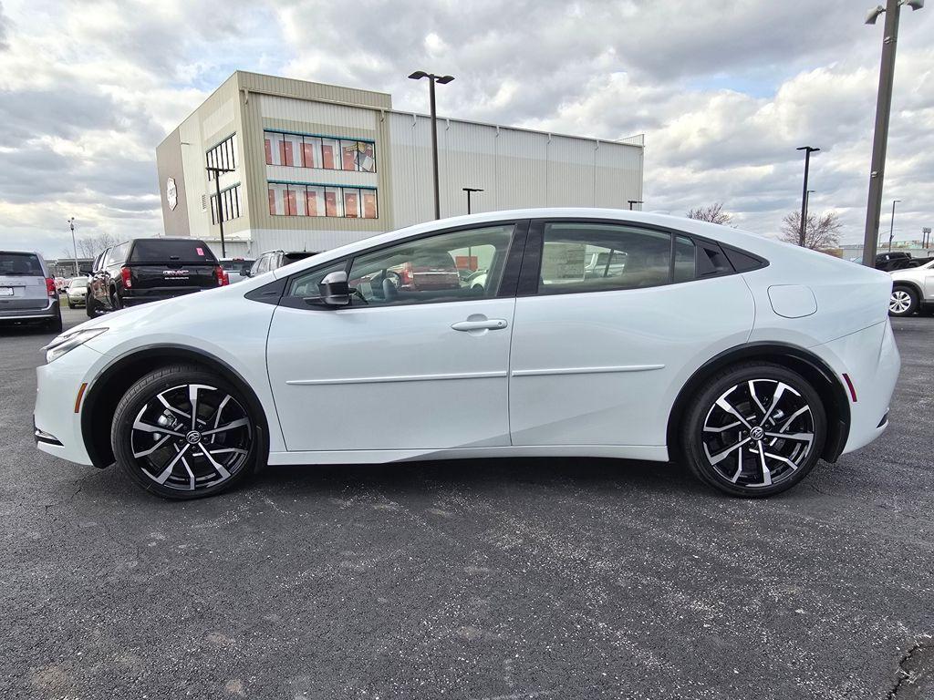 new 2025 Toyota Prius Plug-In Hybrid car, priced at $38,321