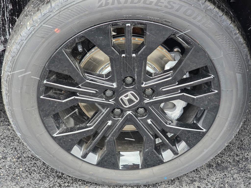 used 2025 Honda Odyssey car, priced at $86,950