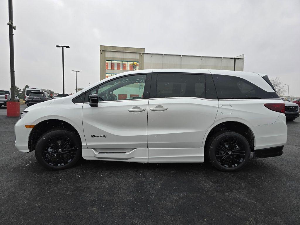 used 2025 Honda Odyssey car, priced at $86,950