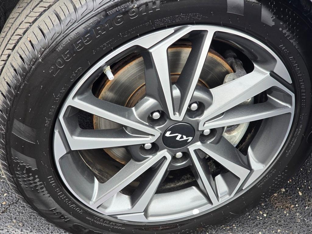 used 2024 Kia Forte car, priced at $19,284