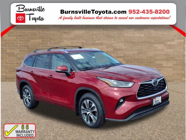used 2021 Toyota Highlander car, priced at $40,922