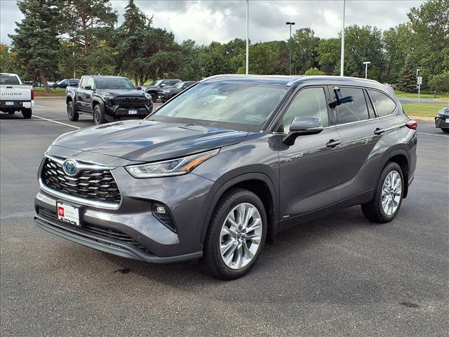 used 2021 Toyota Highlander Hybrid car, priced at $39,512