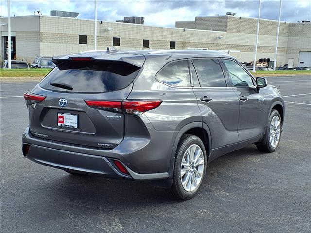 used 2021 Toyota Highlander Hybrid car, priced at $39,512