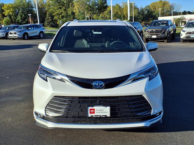 used 2025 Toyota Sienna car, priced at $62,085