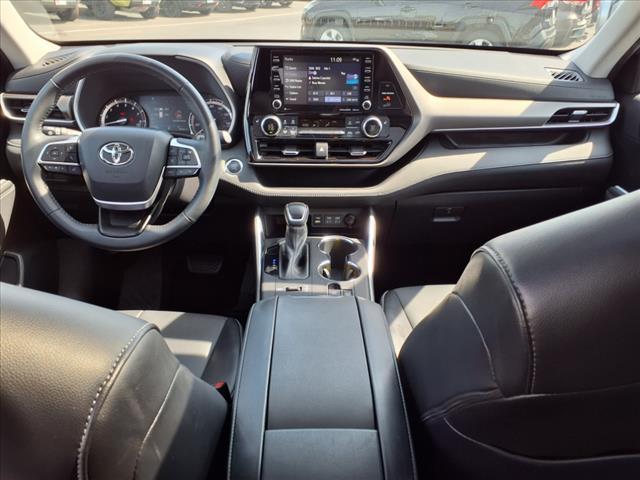 used 2022 Toyota Highlander car, priced at $41,407